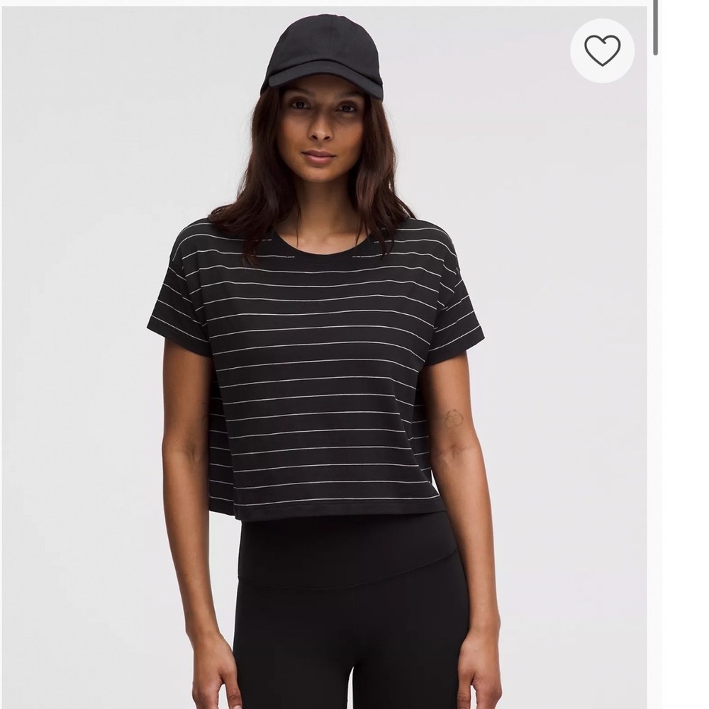 Lululemon Cates Tee Black White Striped Cropped Pima Cotton Shirt Size 4 LW3EL4S